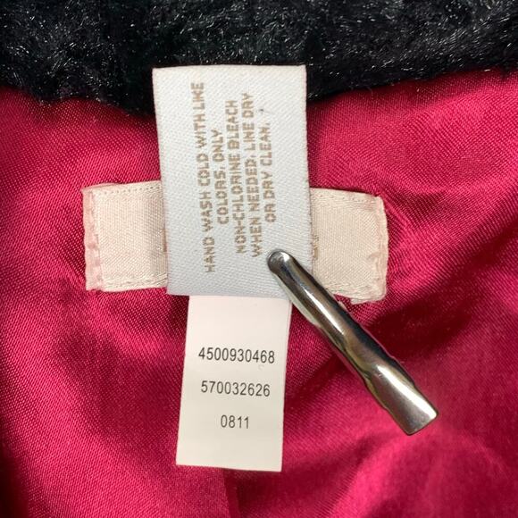 Chico's Velvet Cocoon Victoria Black Faux Fu Dolman Sleeve Jacket -Size 1 (M/8) - Picture 5 of 6